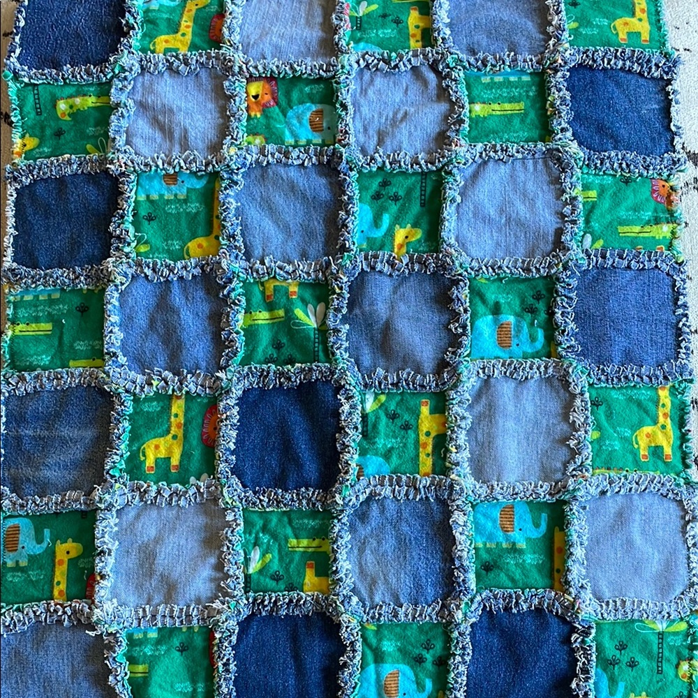 Gorgeous Rag Quilt Patchwork Handmade Baby Blanket Denim 28” x 34”